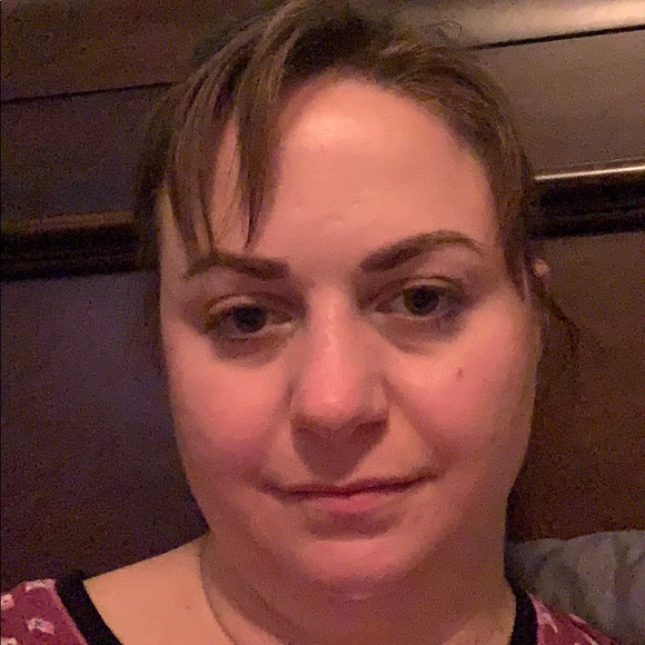 Meet your Posher, Stacy - Picture 1 of 1